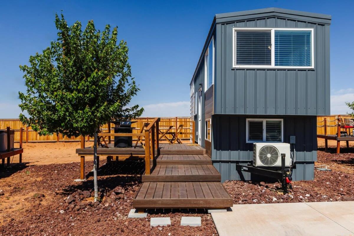 Modern Home With Private Hot Tub Apple Valley ภายนอก รูปภาพ